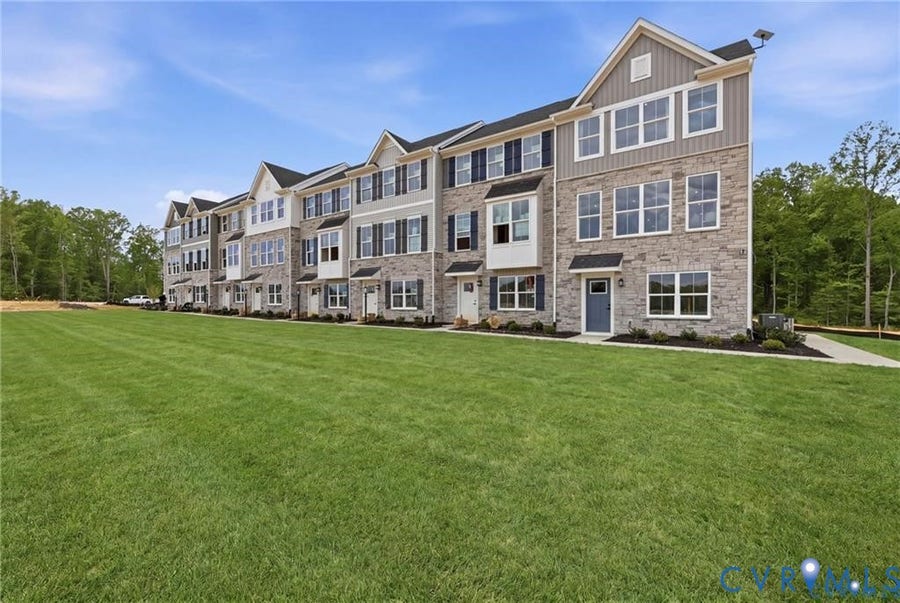 Property photo for 4621 Seamair Place, Midlothian, VA