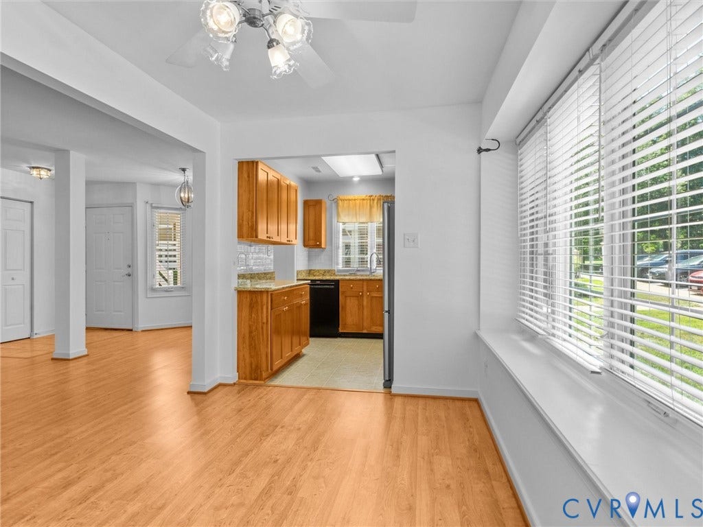 4611 Four Seasons Terrace, #D, Innsbrook, Glen Allen, VA 23060 Or Dining Area adjacent to Kitchen & Living Area