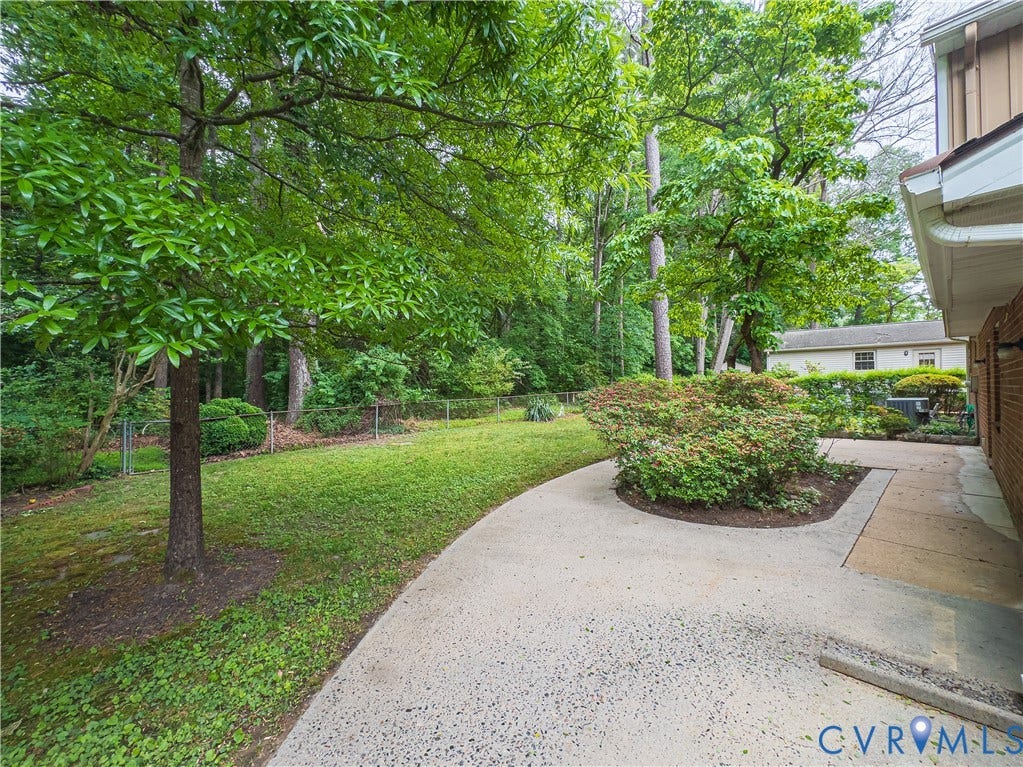115 Flintlock Drive, Colonial Heights, VA 23834