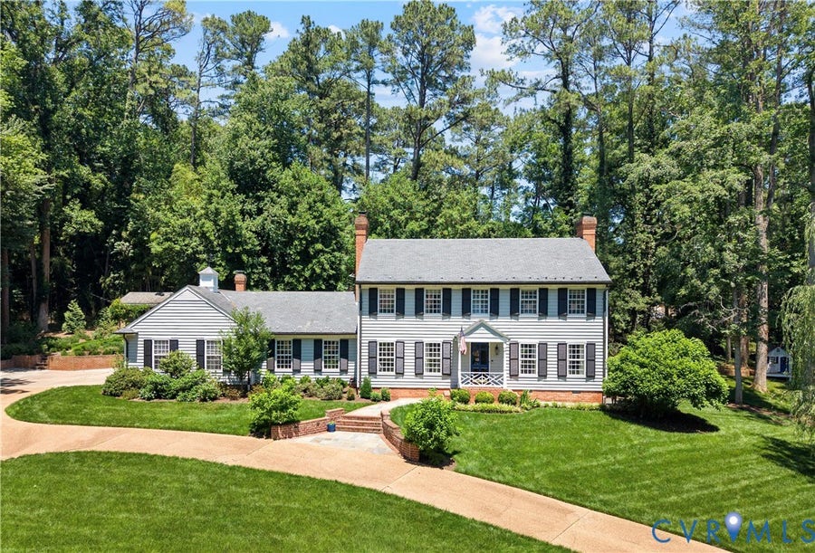 Property photo for 4 Raven Rock Court, Henrico, VA