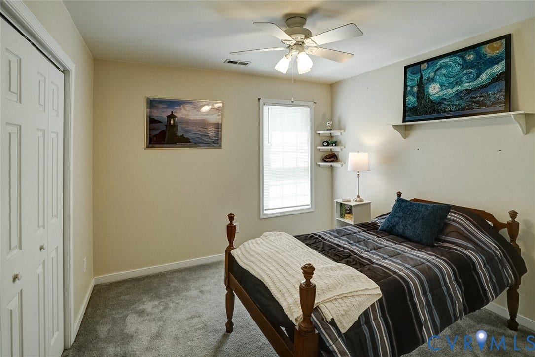 10609 Shadrach Court, Magnolia Ridge, Glen Allen, VA 23059 Middle rear bedroom