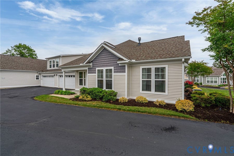Property photo for 12130 Blossom Point Road, Chester, VA