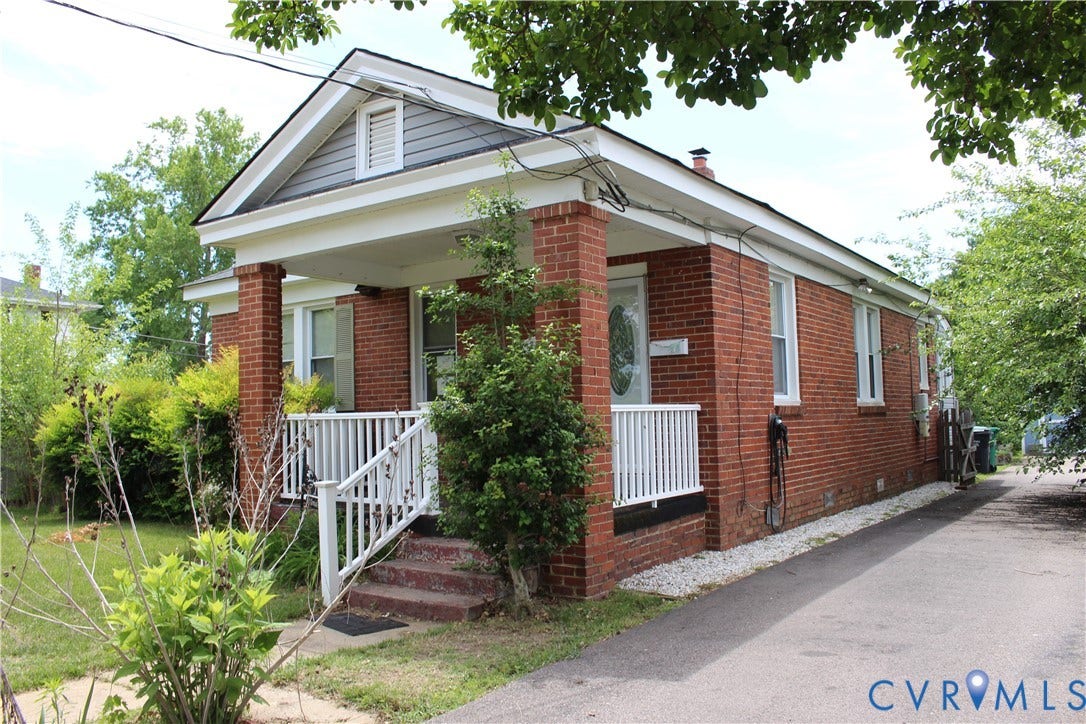 710 Colonial Avenue, Colonial Heights, VA 23834 710 Colonial Avenue, Colonial Heights, VA 23834