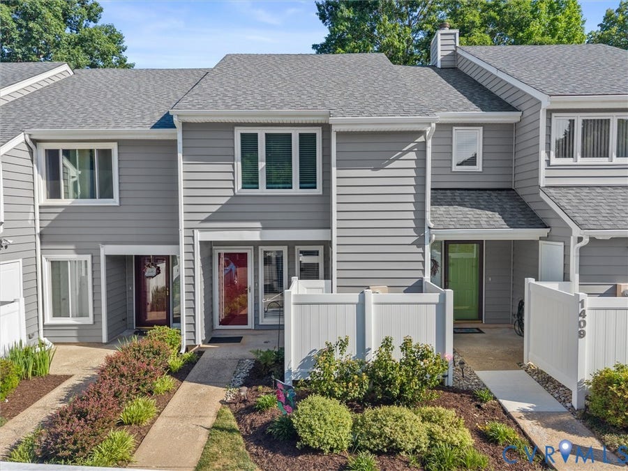 Property photo for 1411 Sycamore Mews Circle, Midlothian, VA