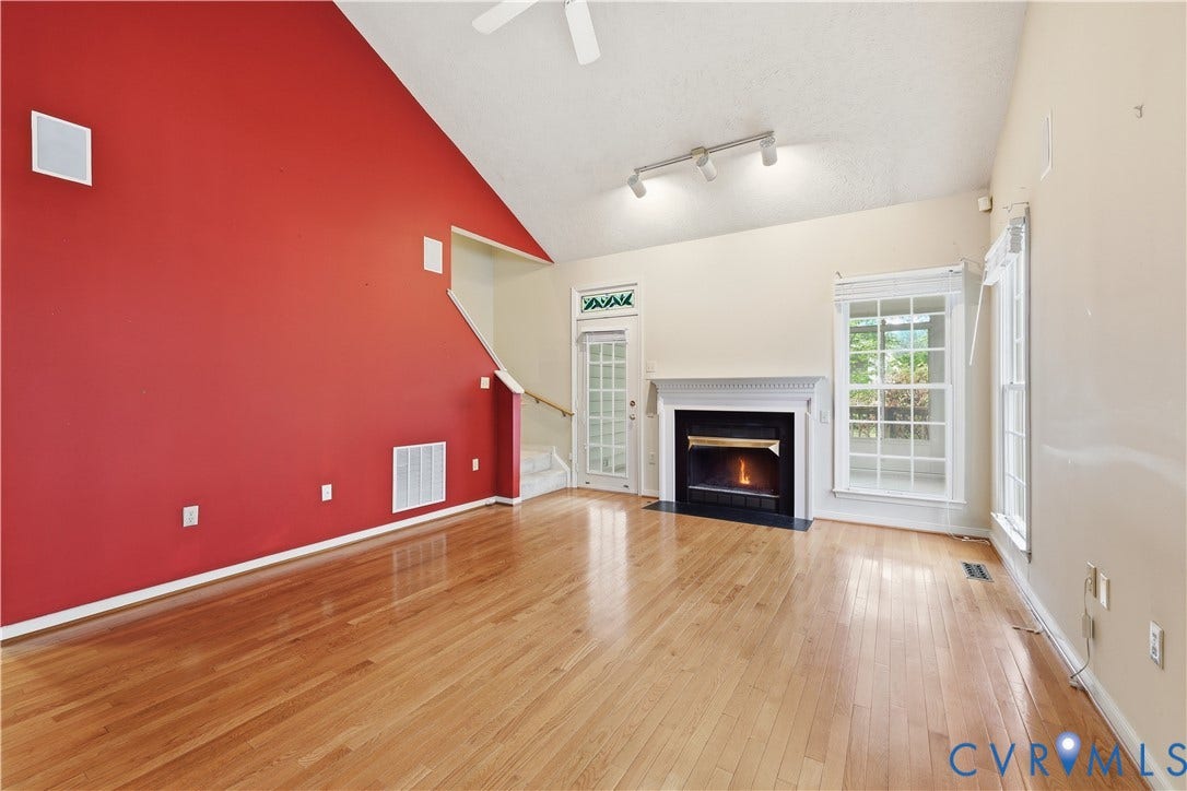 2625 Park Green Way, Glen Allen, VA 23060 WOW! You will love this room!