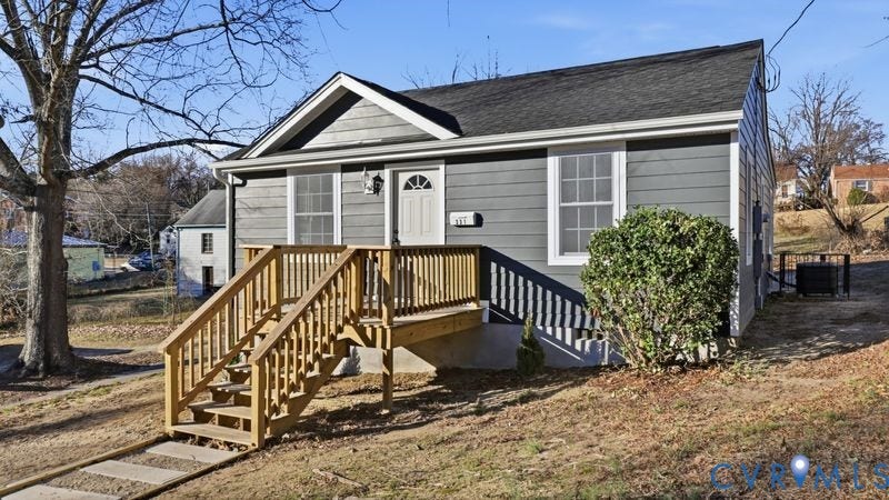 Property photo for 331 Walnut Street, Petersburg, VA
