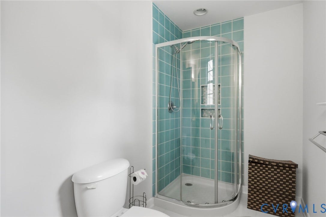 6001 Abington Park Drive, Glen Allen, VA 23059 Freshly painted with elegant tile