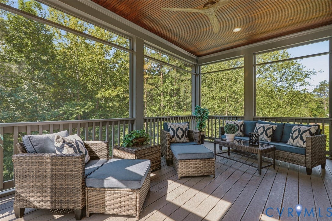 16219 Maple Hall Drive, Midlothian, VA 23113 Screen porch