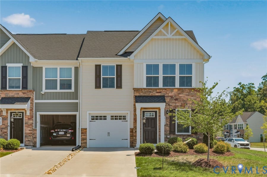 Property photo for 6753 Edith Oaks Way, North Chesterfield, VA