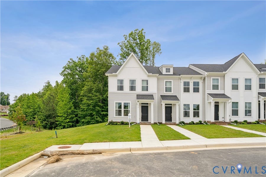 Property photo for 299 Mt. McCauley Way, Aylett, VA