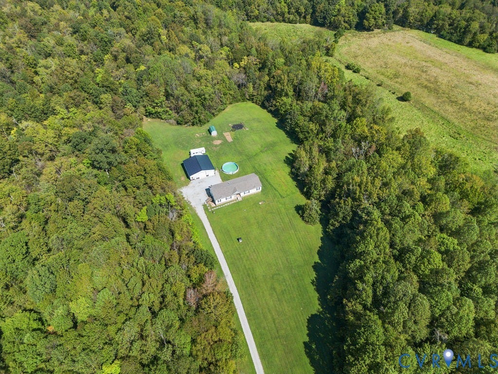17030 Egglestetton Road, Amelia, VA 23002 17030 Egglestetton Road, Amelia, VA 23002
