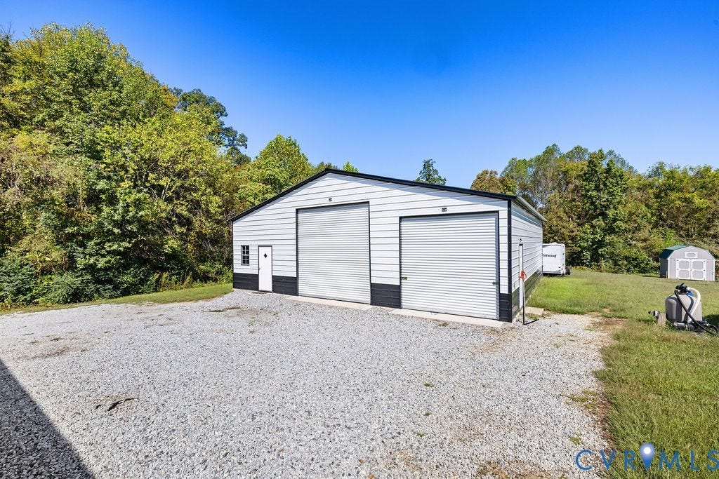17030 Egglestetton Road, Amelia, VA 23002 17030 Egglestetton Road, Amelia, VA 23002