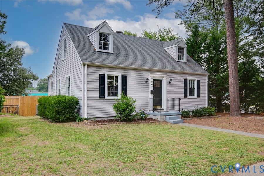 Property photo for 907 Granite Avenue, Richmond, VA