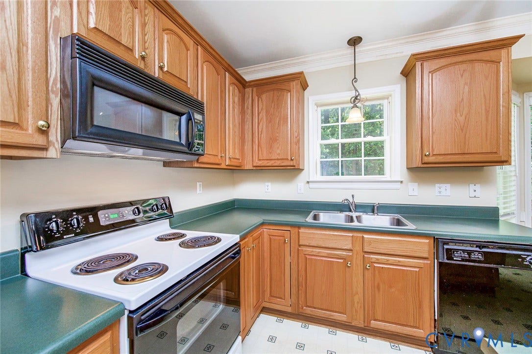 10440 Park Tree Place, Mountain Glen, Glen Allen, VA 23060 10440 Park Tree Place, Mountain Glen, Glen Allen, VA 23060