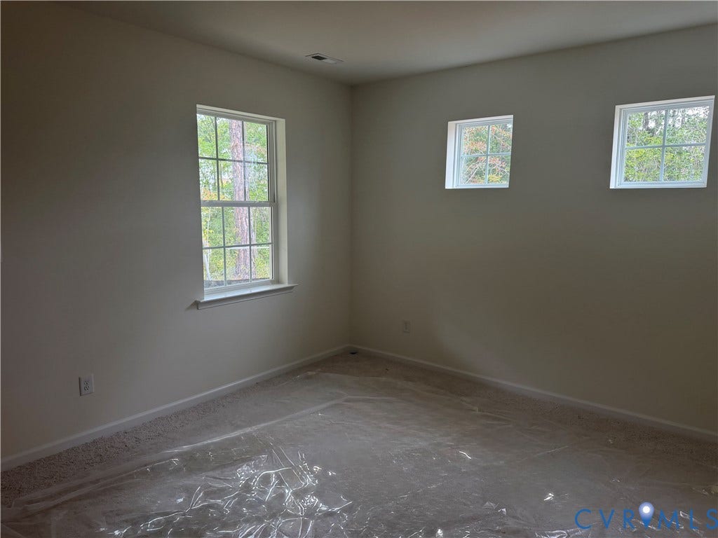 6572 Topsail Point, Watermark Townhomes, Chesterfield, VA 23234 This home is MOVE-IN READY! The photo represents the actual home.
