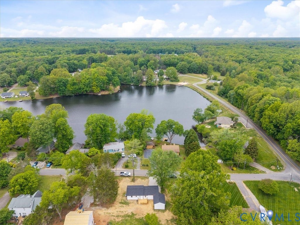 2244 Lakeview Drive, Powhatan, VA 23139 2244 Lakeview Drive, Powhatan, VA 23139