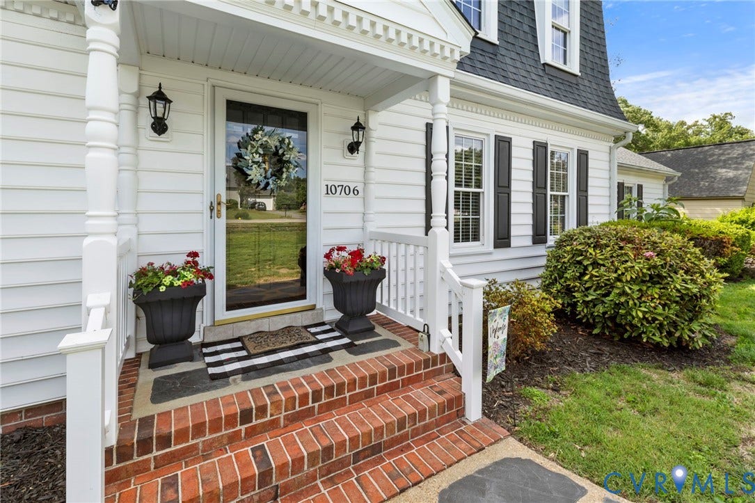 10706 Lunswood Road, Chester, VA 23831