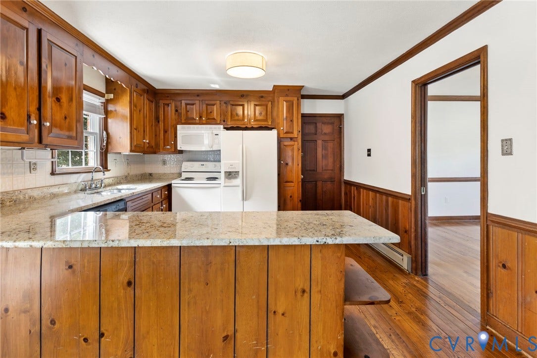 10706 Lunswood Road, Chester, VA 23831
