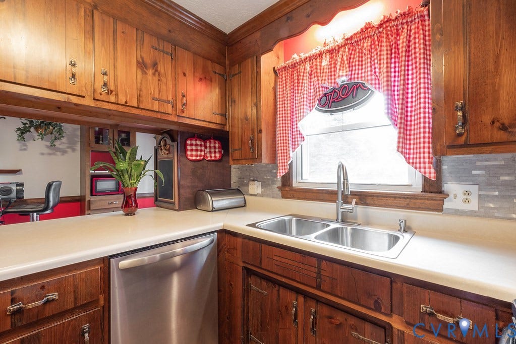 11709 Cliff Lawn Drive, Chester, VA 23831 11709 Cliff Lawn Drive, Chester, VA 23831