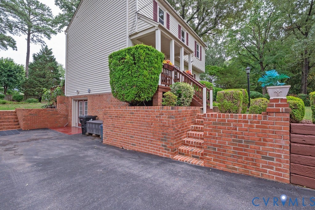 11709 Cliff Lawn Drive, Chester, VA 23831 11709 Cliff Lawn Drive, Chester, VA 23831