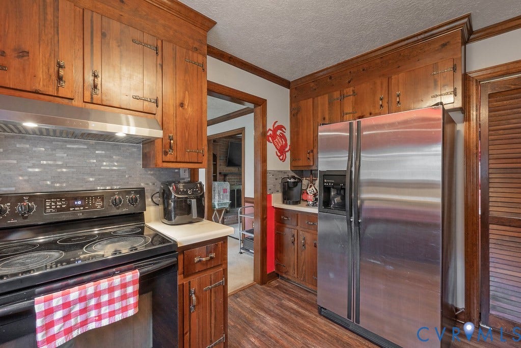 11709 Cliff Lawn Drive, Chester, VA 23831 11709 Cliff Lawn Drive, Chester, VA 23831