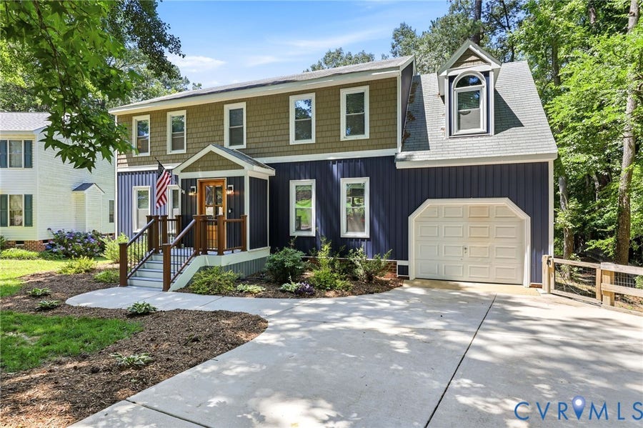Property photo for 120 Lakeside Drive, Colonial Heights, VA