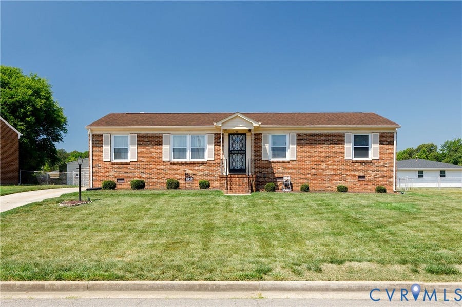 Property photo for 1248 E Valor Drive, Petersburg, VA