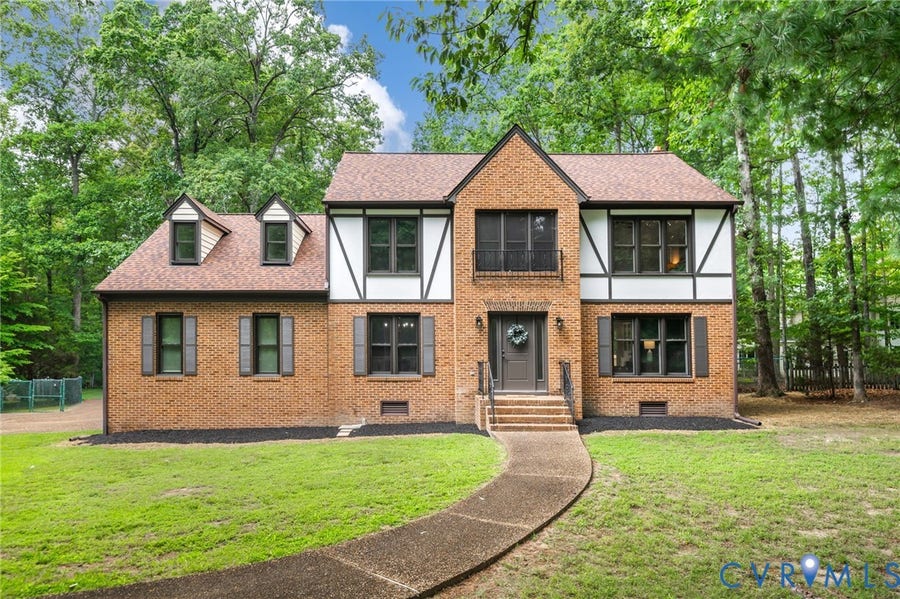 Property photo for 3220 Winterfield Road, Midlothian, VA