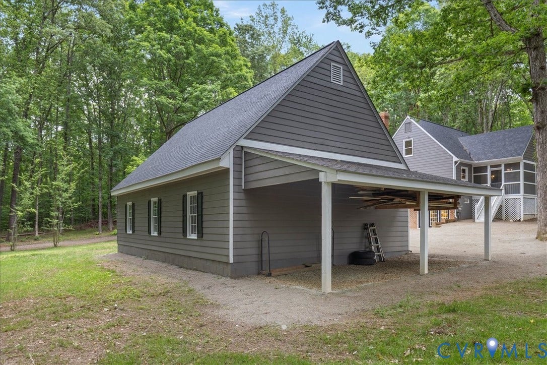 2789 Three Bridge Road, Powhatan, VA 23139 back side of garage