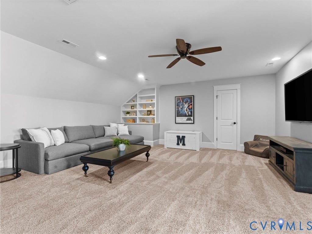 1925 Limbeck Lane, Hallsley, Midlothian, VA 23112 3rd floor