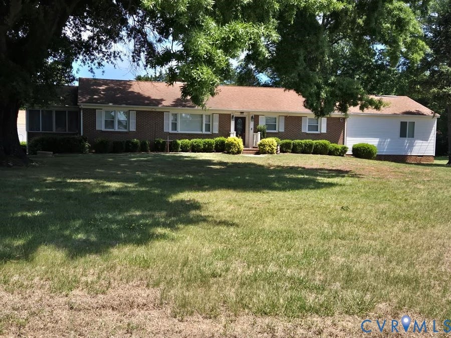 Property photo for 6 Mahan Road, Farmville, VA