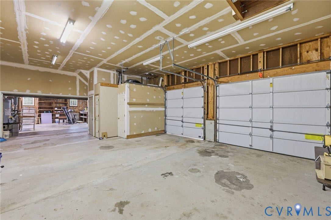 12111 Auger Lane, Roxshire, Midlothian, VA 23113 12111 Auger Lane, Roxshire, Midlothian, VA 23113