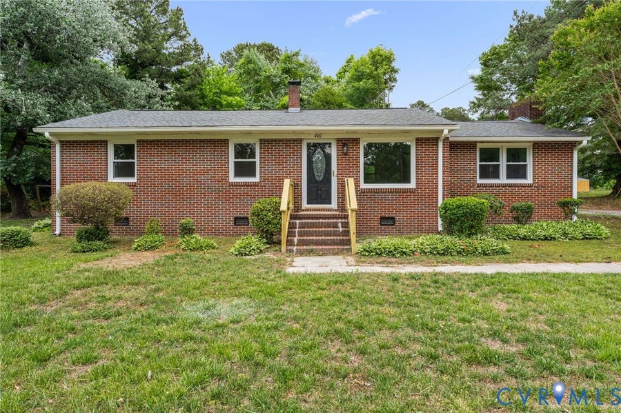 Property photo for 400 Easter Street, Emporia, VA
