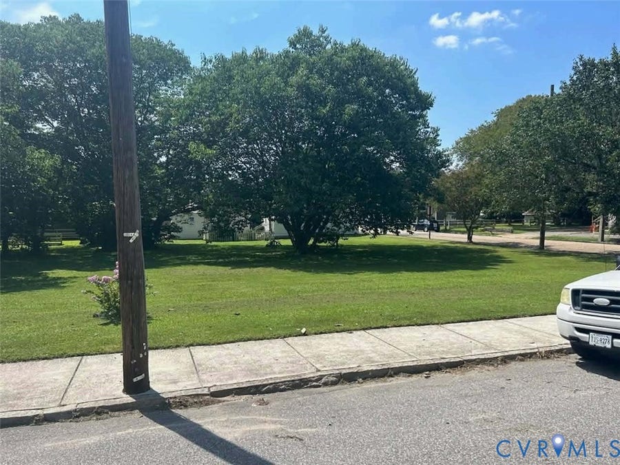 Property photo for 502 Grove Avenue, Petersburg, VA