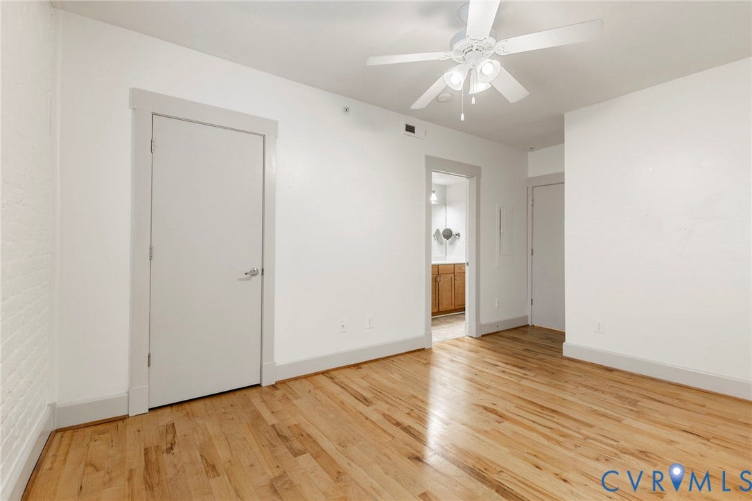 407 S Cherry Street, #U202, Oregon Hill, Richmond, VA 23220 Second bedroom with direct access to hall bathroom.