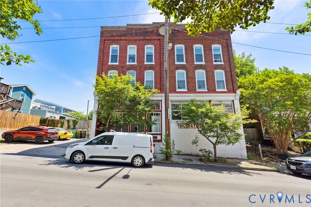407 S Cherry Street, #U202, Oregon Hill, Richmond, VA 23220 Three-story brick building with multiple window units