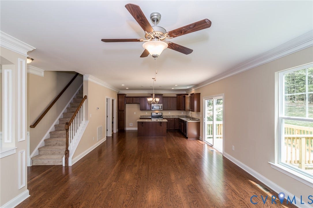 This home is to be built. The photo represents the plan, not the actual home.