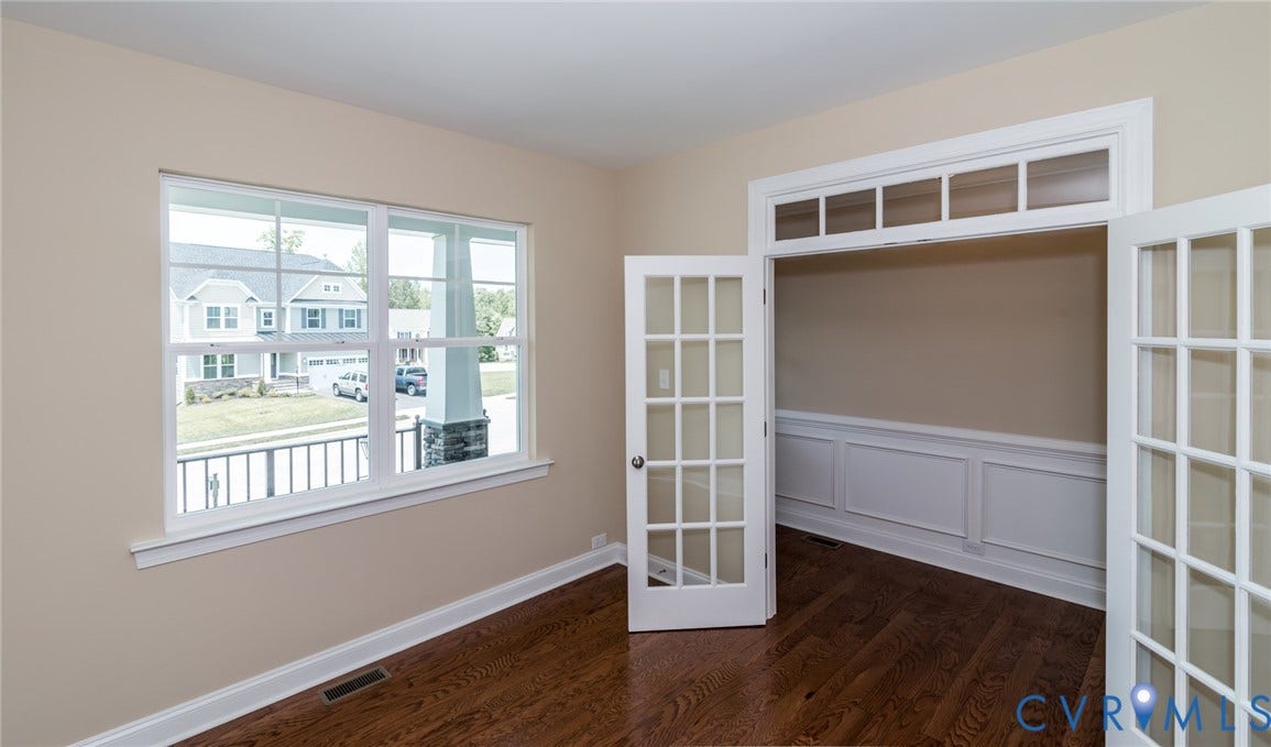 This home is to be built. The photo represents the plan, not the actual home.