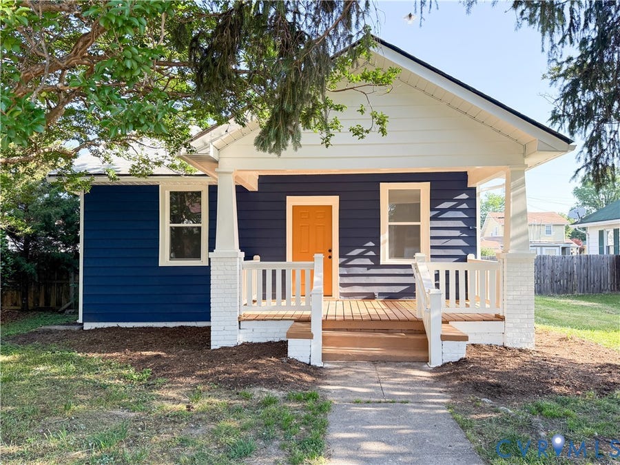 Property photo for 212 Norfolk Avenue, Colonial Heights, VA