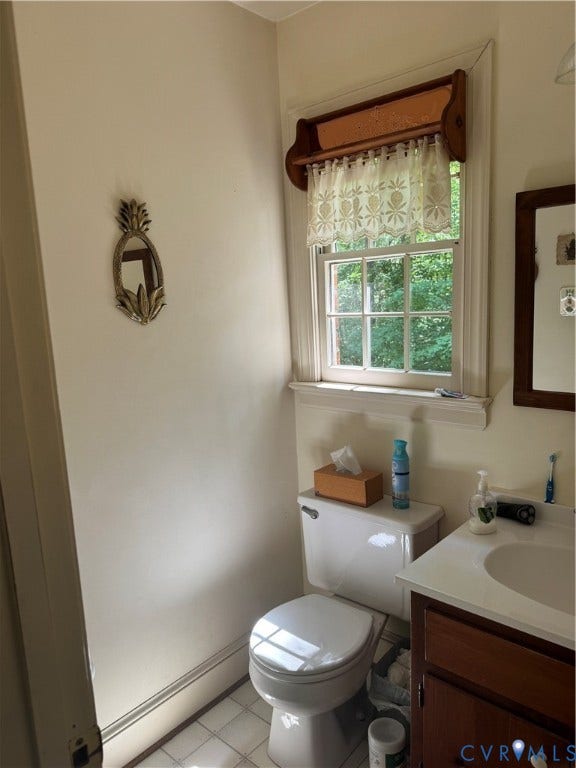 2796 Spencerwood Drive, Powhatan, VA 23139 1st floor back hall bath