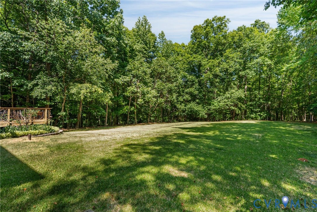 1830 Blackwood Drive, Maidens, VA 23102 Large, level backyard