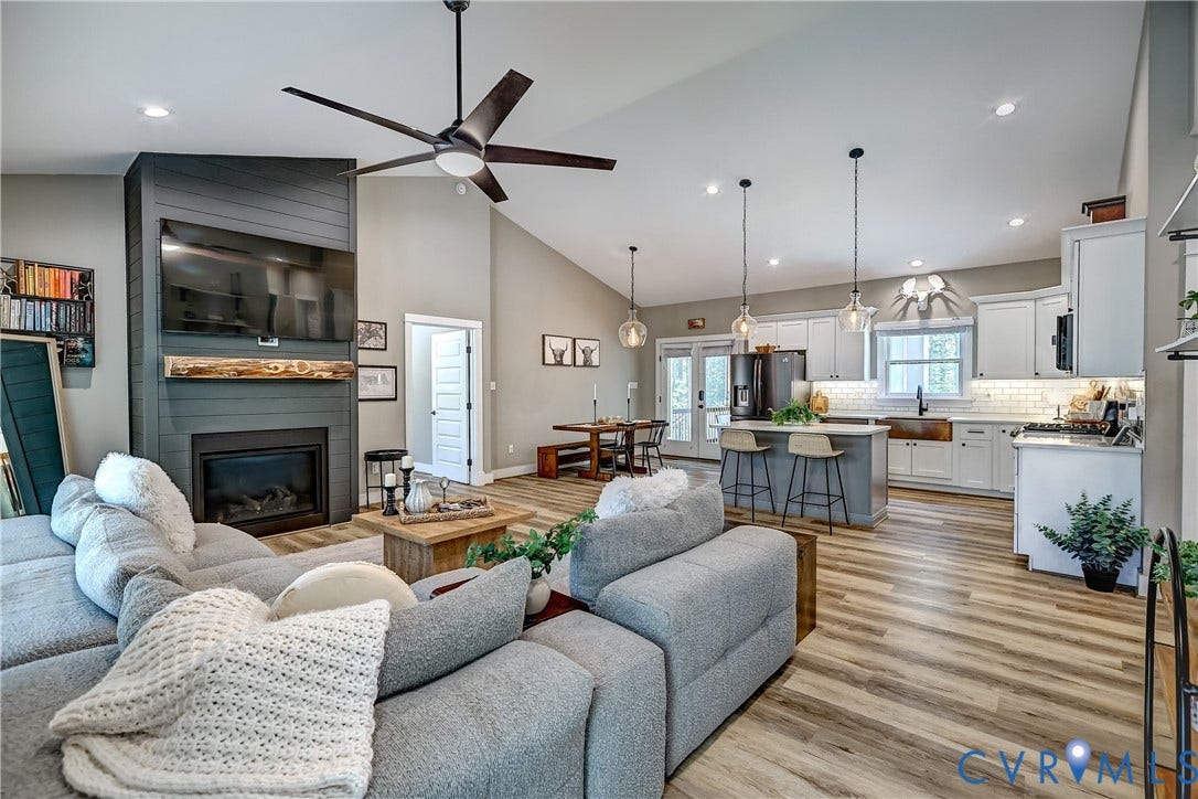 2253 Chapel Hill Road, Goochland, VA 23063 2253 Chapel Hill Road, Goochland, VA 23063