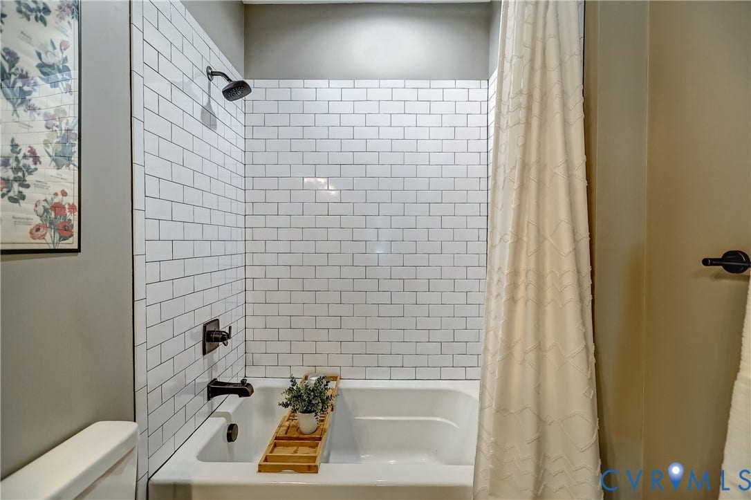 2253 Chapel Hill Road, Goochland, VA 23063 2253 Chapel Hill Road, Goochland, VA 23063