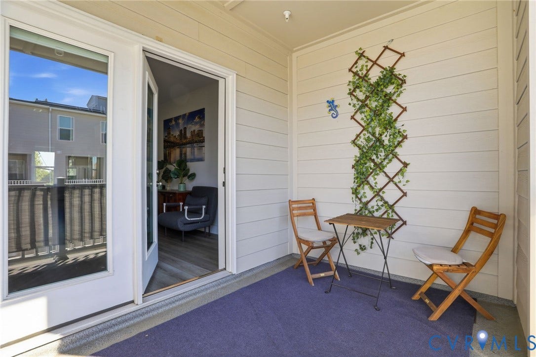 1121 N Lombardy Street, #B, Carver Square, Richmond, VA 23220 Private Balcony Access from Family Room
