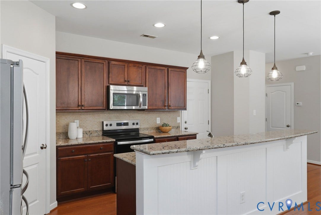 7407 Vicenzo Drive, Moseley, VA 23120 7407 Vicenzo Drive, Moseley, VA 23120