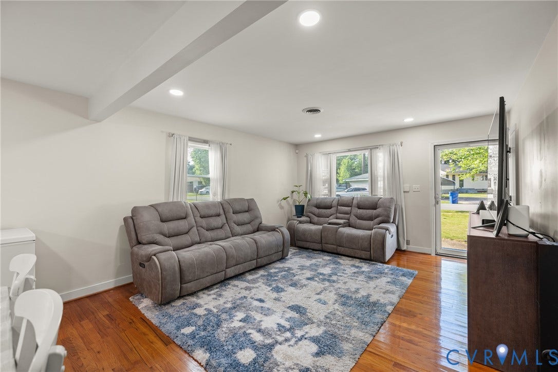 1307 Enon AVE, Chester, VA 23836 1307 Enon AVE, Chester, VA 23836