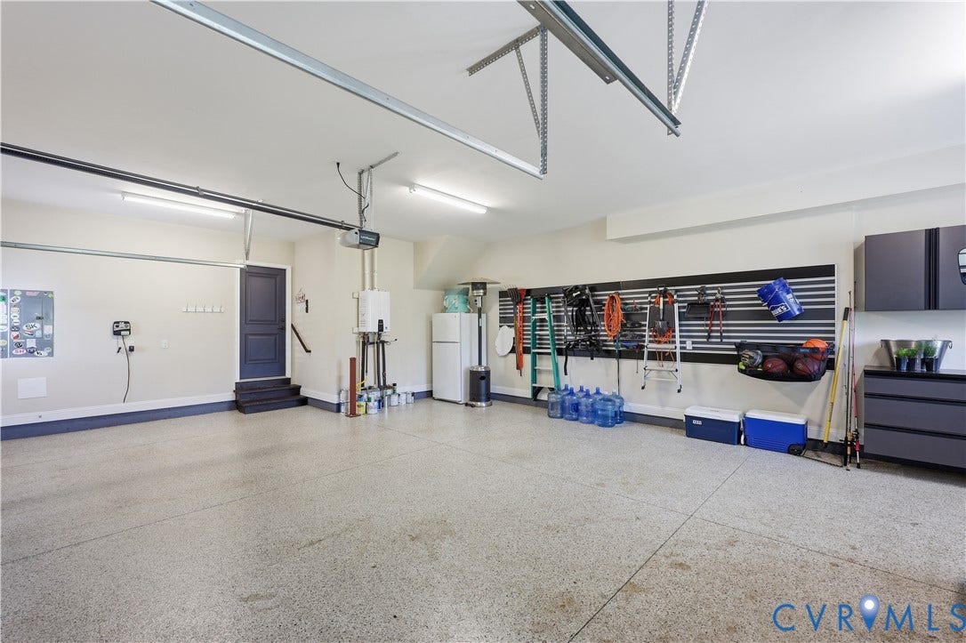 14849 Elliot Ridge Way, Glen Allen, VA 23059 3 car garage