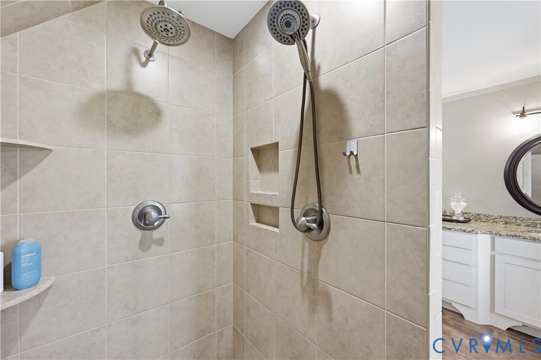 14849 Elliot Ridge Way, Glen Allen, VA 23059 Primary Bathroom Shower