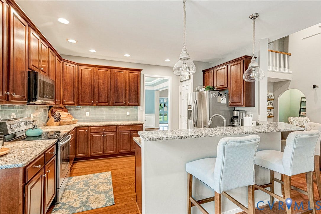 201 Maymont Way, Manakin Sabot, Manakin Sabot, VA 23103 Breakfast bar seating for three!