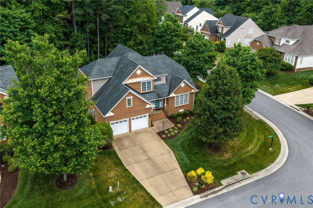 201 Maymont Way, Manakin Sabot, Manakin Sabot, VA 23103 The home is located on a wide corner lot with greenspace and landscaping.